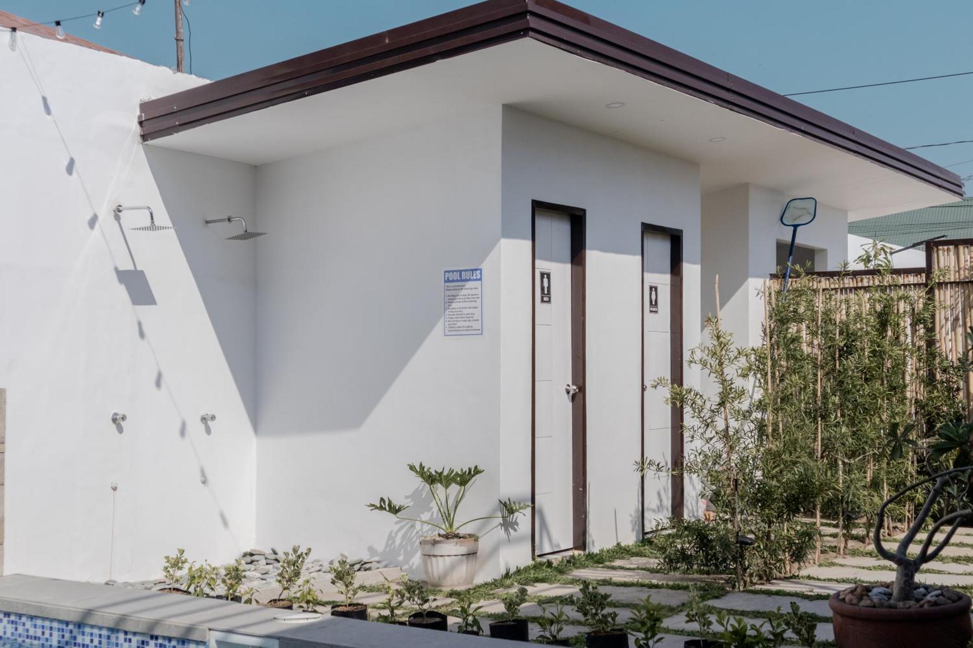 A Poolside Cafe Resort Magalang Εξωτερικό φωτογραφία