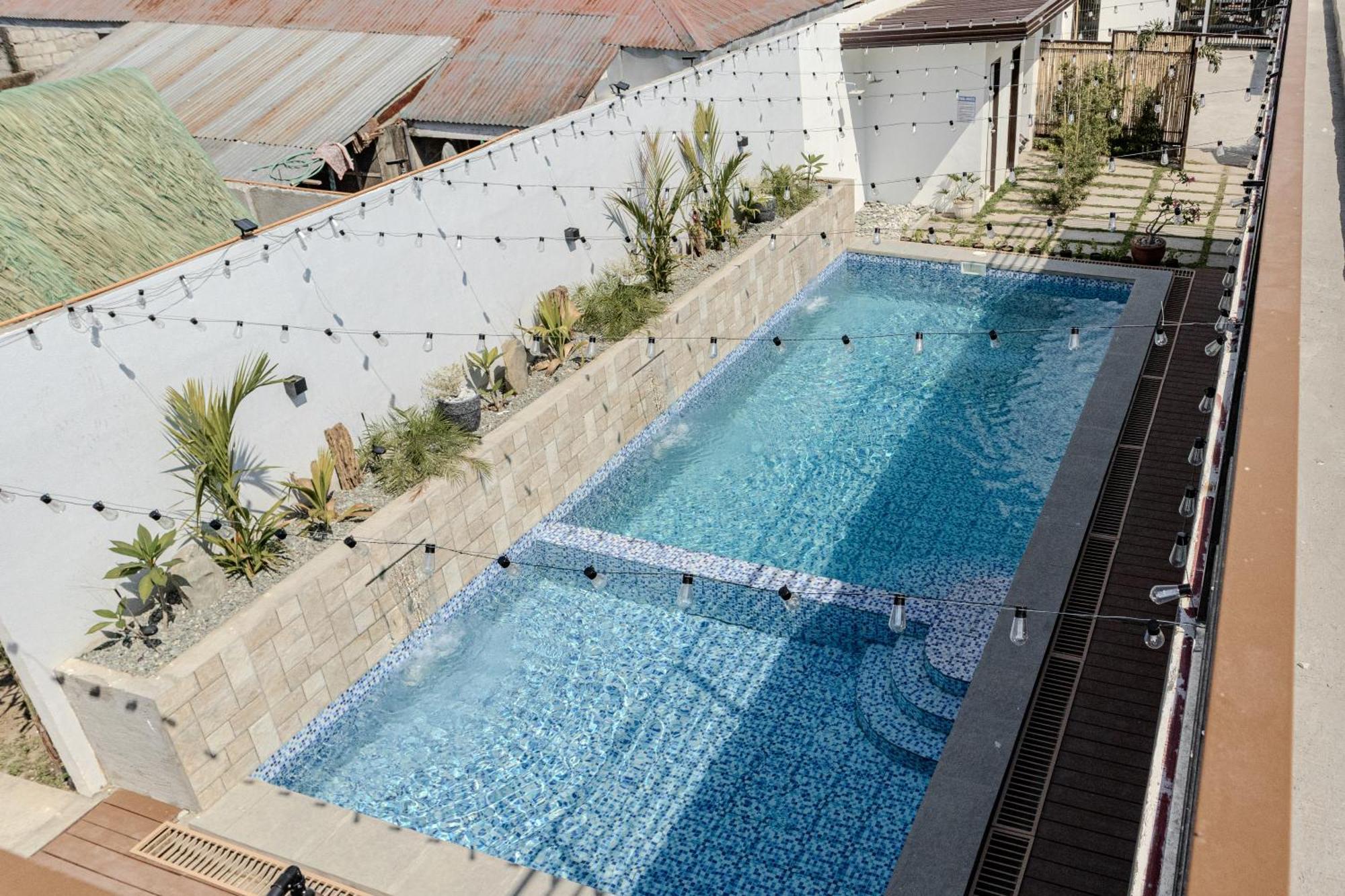 A Poolside Cafe Resort Magalang Εξωτερικό φωτογραφία